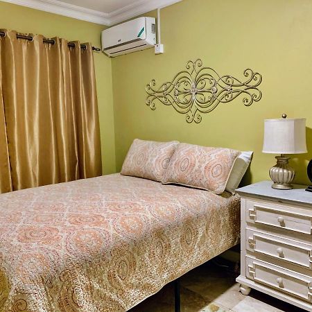 Villa Bella Vista à Kingston Extérieur photo